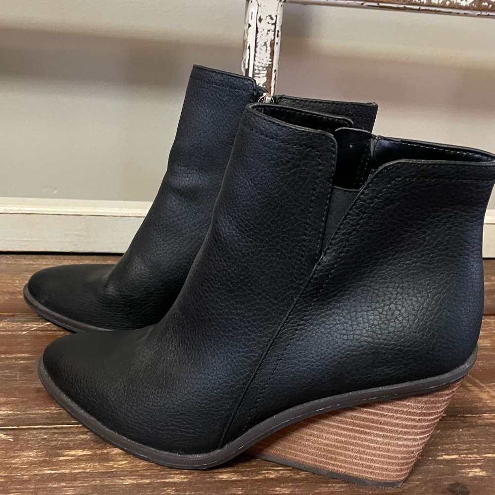 Dr Scholls Wedge booties